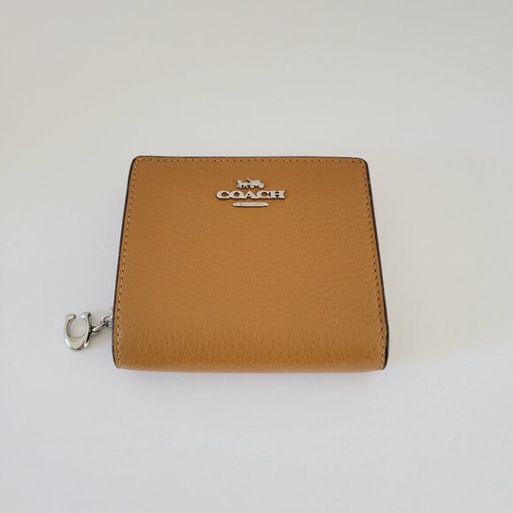 Coach C2862 Pebbled Leather Snap Wallet Clutch Light Saddle - Picture 1 of 7